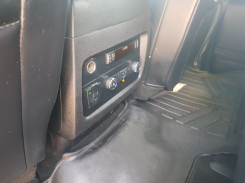 Used 2017 Lincoln Navigator L Select image 14