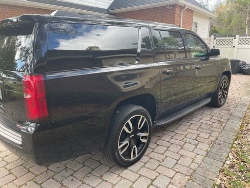 Used 2020 Chevrolet Suburban Premier w/ RST 6.2L Performance Edition image 8