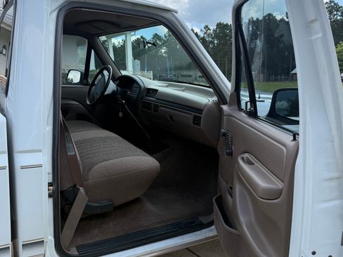 Used 1996 Ford F150 2WD Regular Cab image 11