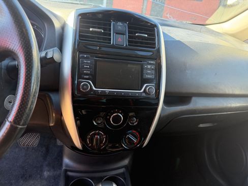 Used 2015 Nissan Versa Note SR image 6