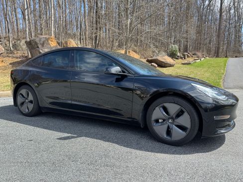 Used 2019 Tesla Model 3 Long Range image 4