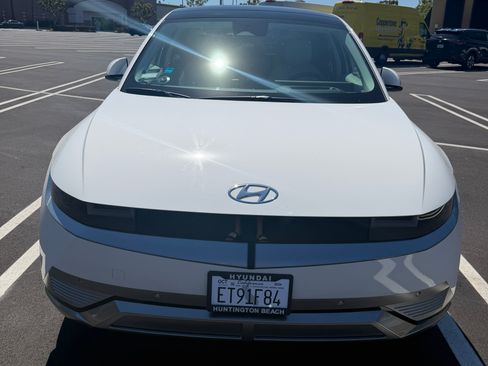 Used 2024 Hyundai Ioniq 5 Limited AWD/4WD image 2