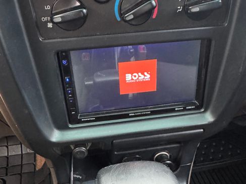 Used 2001 Toyota 4Runner SR5 image 18