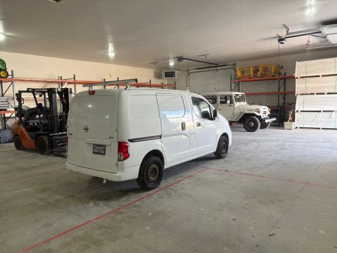 Used 2015 Nissan NV200 SV w/ Technology Package image 9