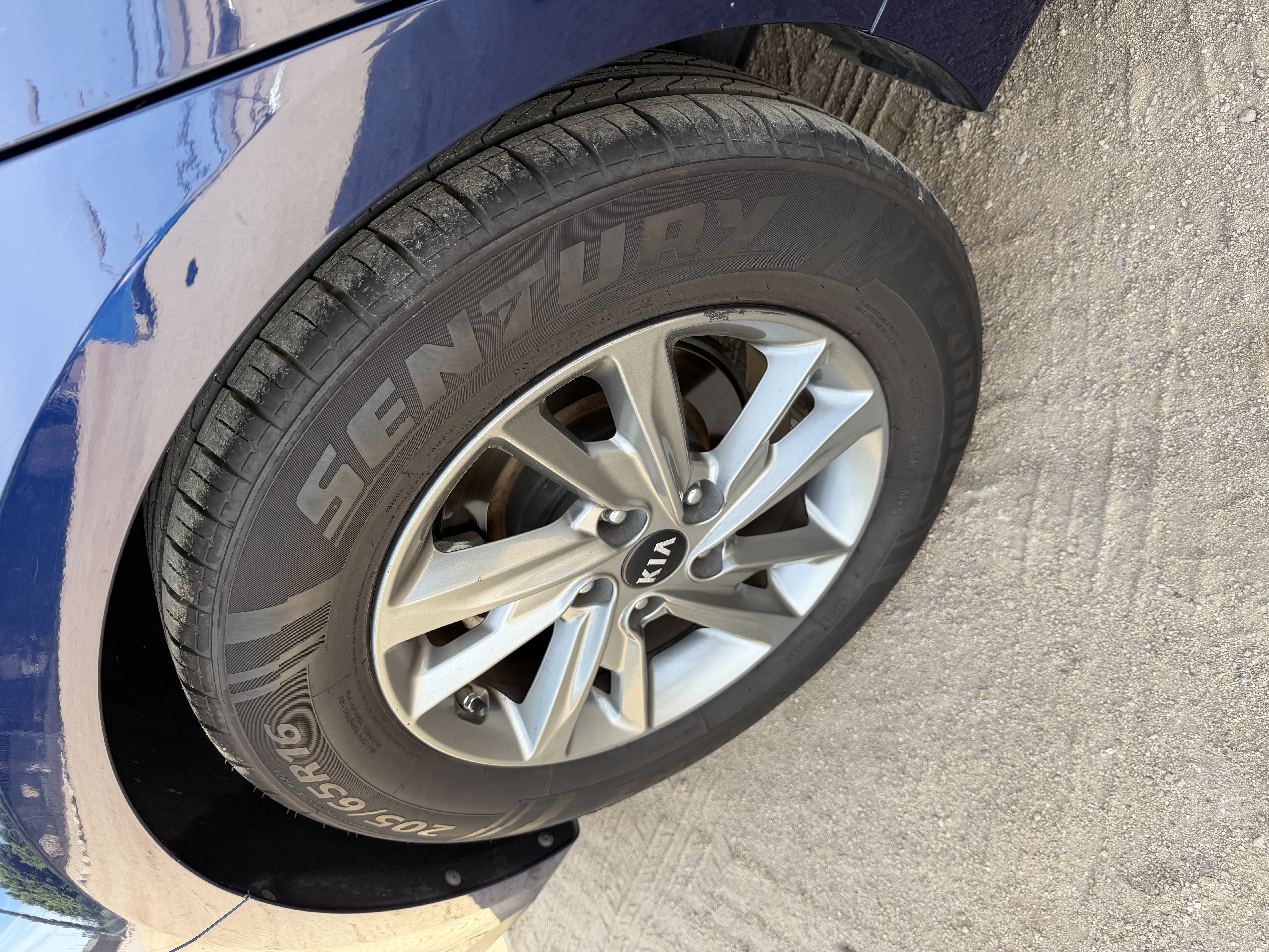 Used 2019 Kia Optima LX FWD image 1