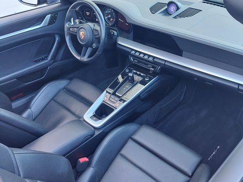 Used 2020 Porsche 911 Carrera S image 10