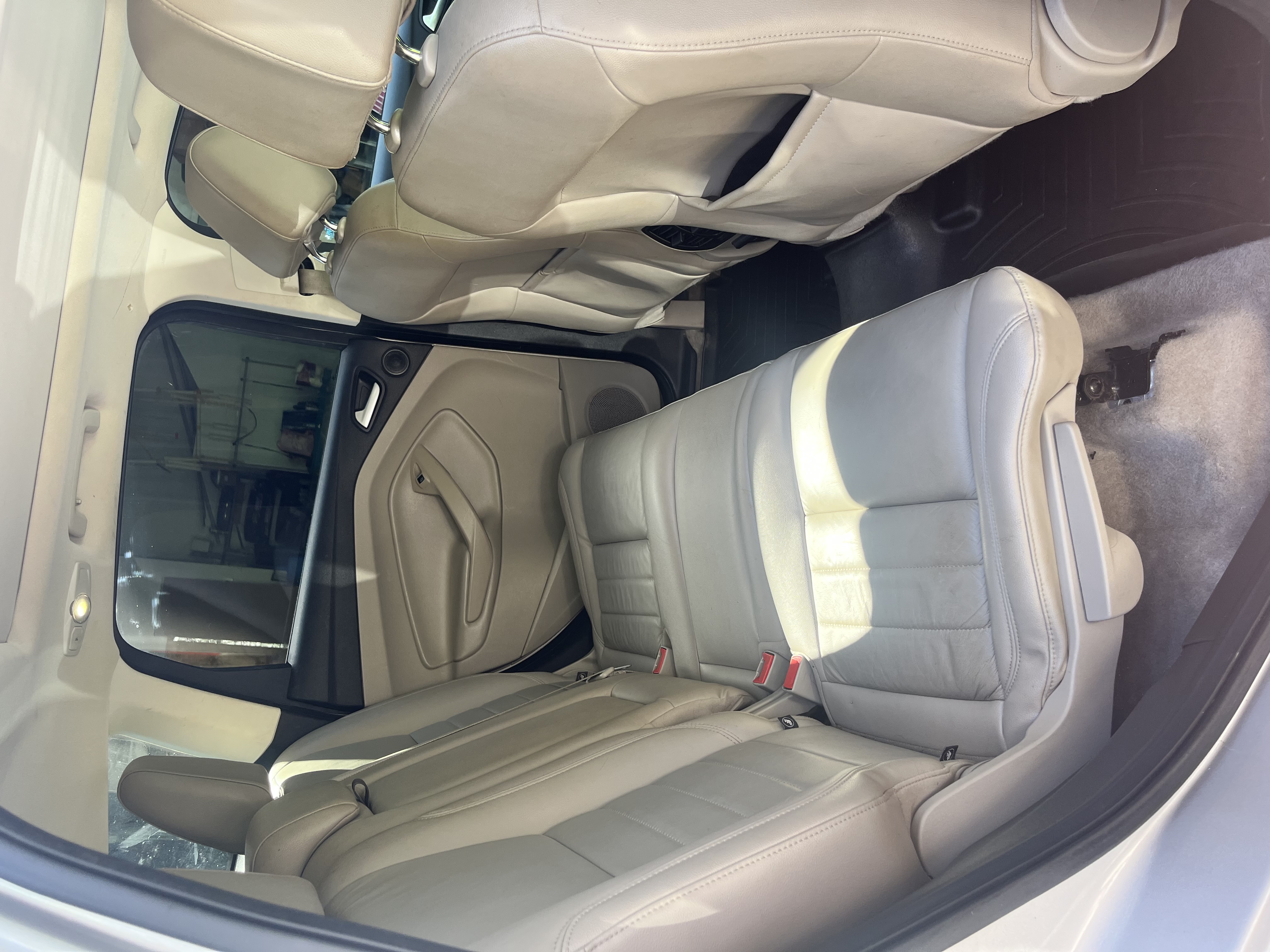 Used 2016 Ford Escape SE w/ SE Leather Comfort Package AWD/4WD image 10