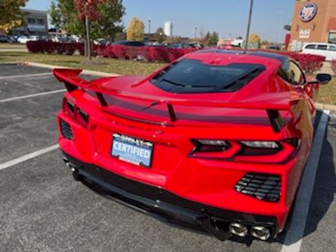 Used 2022 Chevrolet Corvette Stingray Preferred Cpe w/ Z51 Performance Package RWD image 1