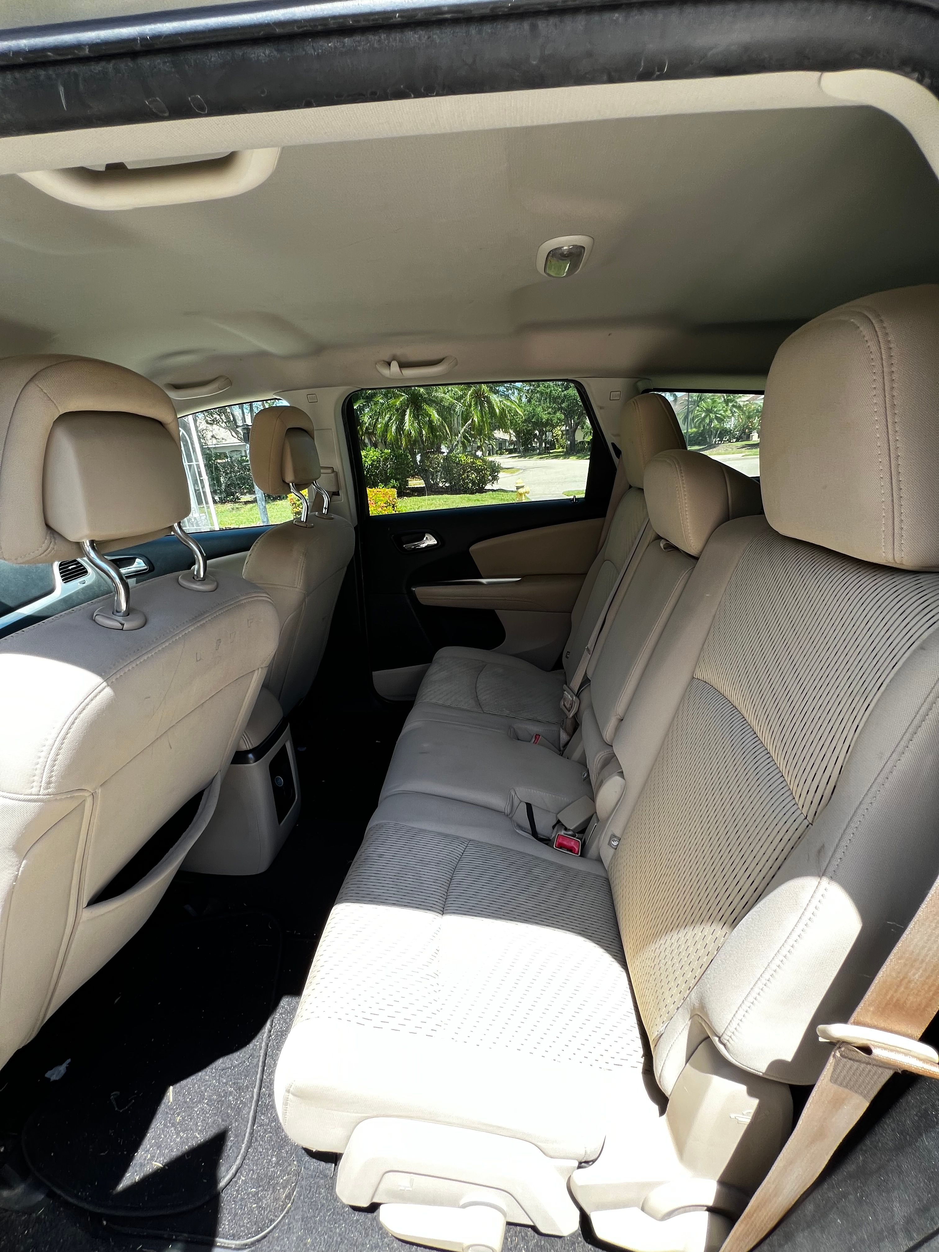 Used 2011 Dodge Journey Express w/ Popular Equipment Group FWD image 8