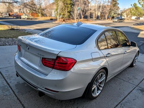Used 2013 BMW 335i xDrive 335i xDrive Sedan 4D image 2