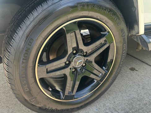 Used 2017 Mercedes-Benz G 550 image 22