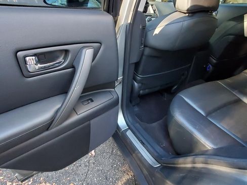 Used 2007 INFINITI FX35 2WD w/ Sport Suspension Tuning Pkg image 6