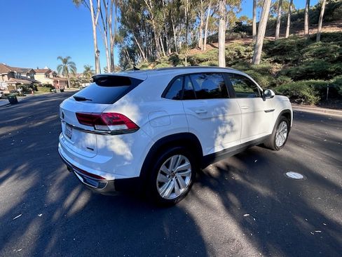 Used 2021 Volkswagen Atlas Cross Sport SE w/ Panoramic Sunroof Package image 20