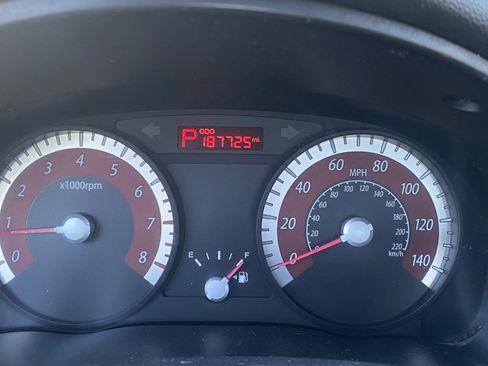 Used 2010 Kia Rio LX FWD image 8