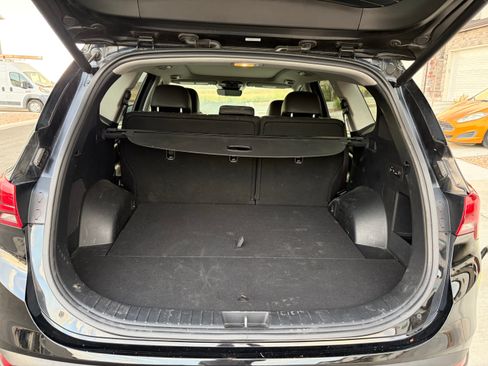 Used 2023 Hyundai Santa Fe Limited AWD/4WD image 17