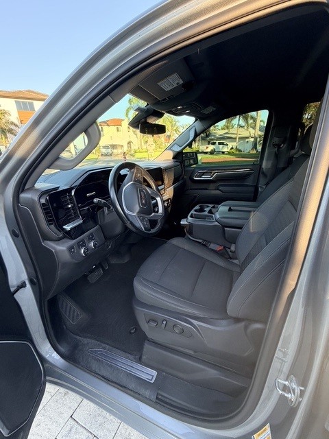 Used 2023 GMC Sierra 1500 SLE AWD/4WD image 9