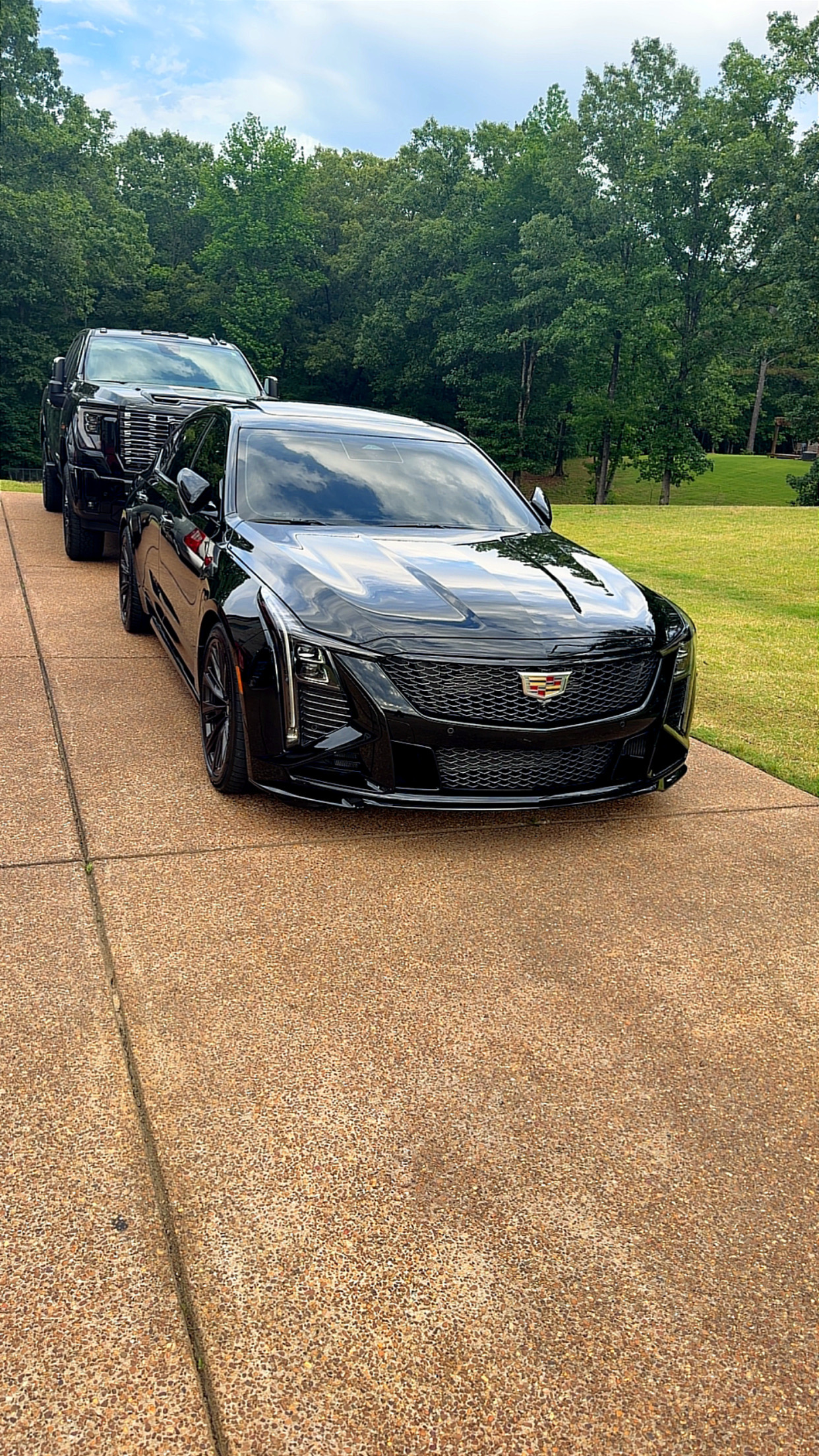 Used 2025 Cadillac CT5 V Blackwing w/ Super Cruise 1 Package RWD image 2