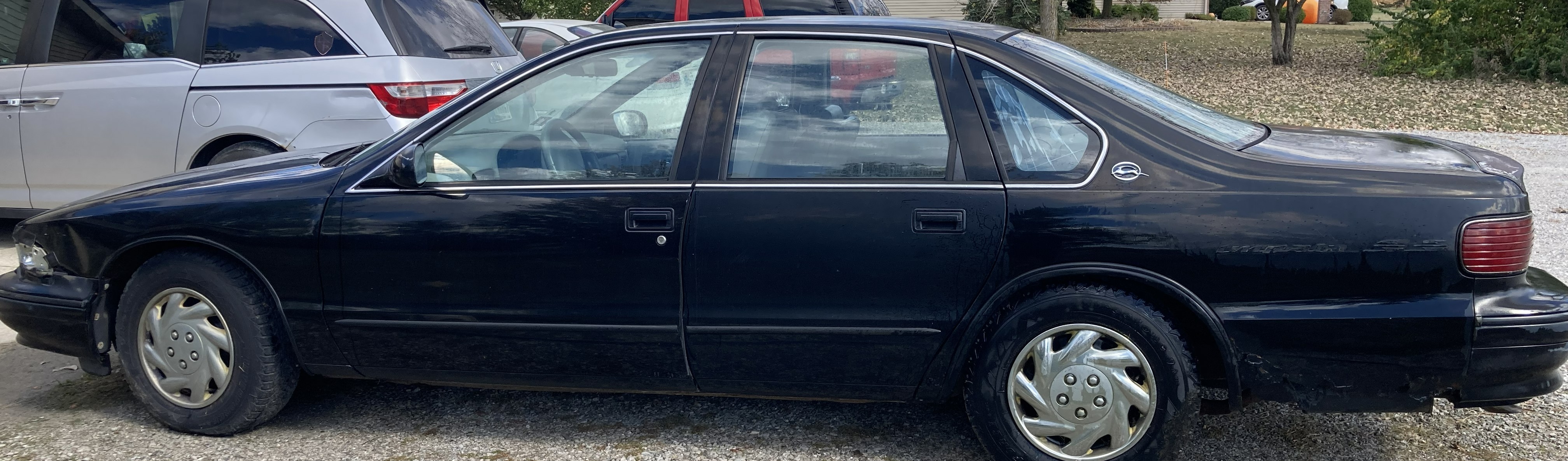 Used 1995 Chevrolet Impala SS RWD image 13
