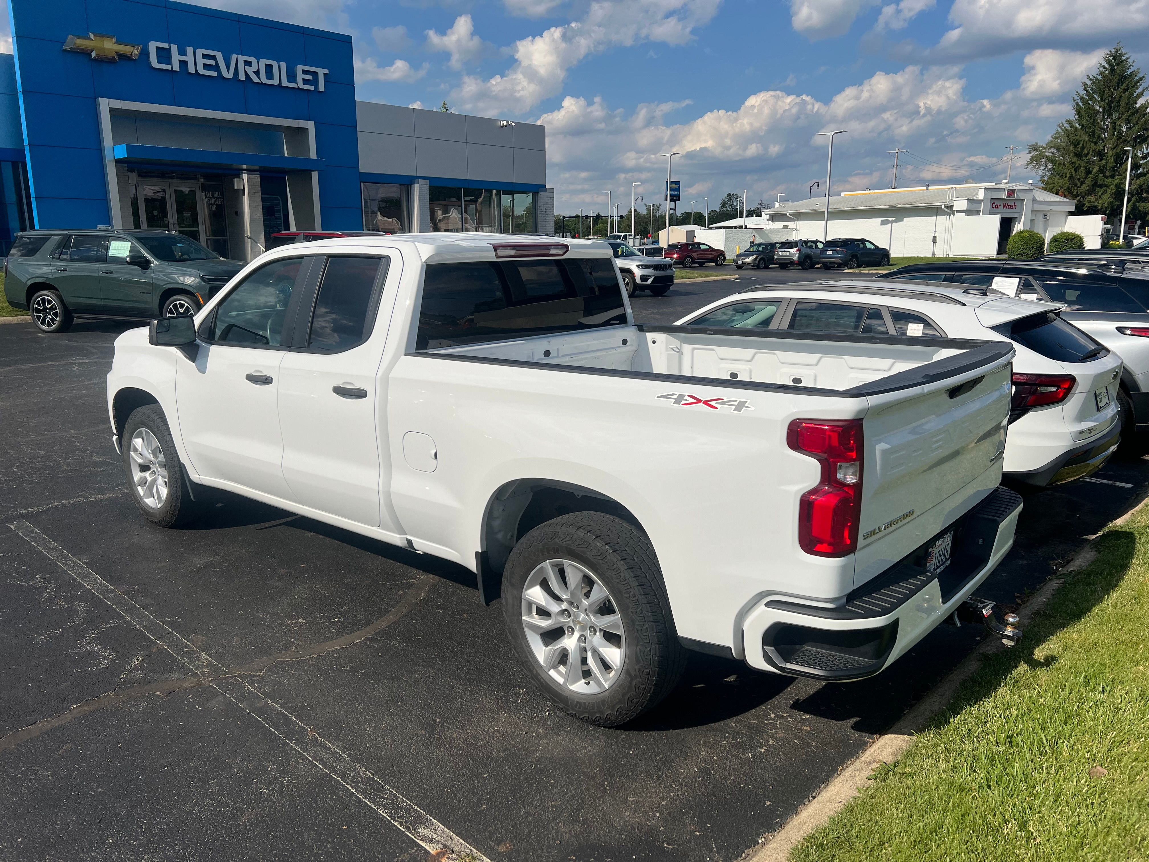 Used 2022 Chevrolet Silverado 1500 Custom w/ Safety Confidence Package AWD/4WD image 3