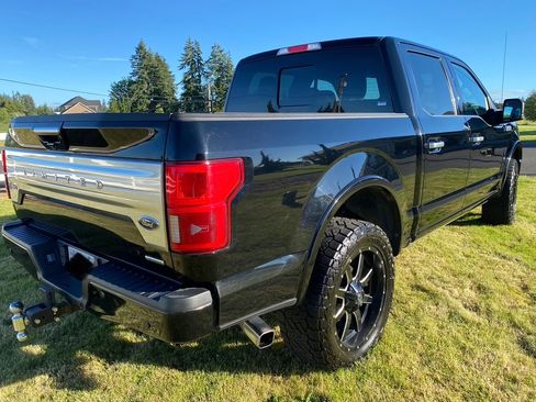 Used 2018 Ford F150 Limited image 8