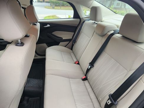 Used 2017 Ford Focus SE image 15
