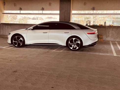 Used 2023 Lucid Air Touring image 17