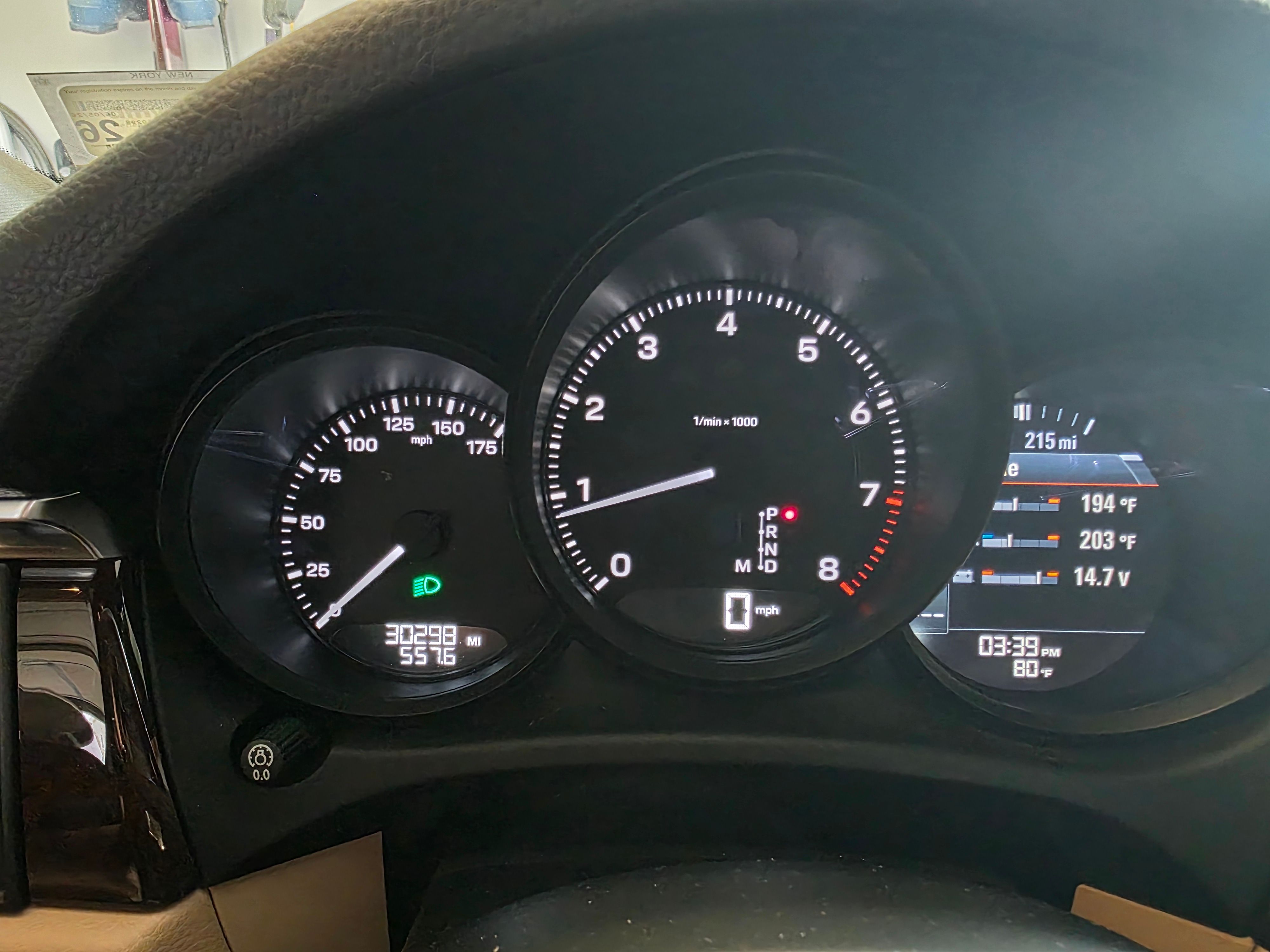 Used 2024 Porsche Macan Turbo AWD/4WD image 11