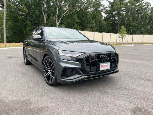 Used 2021 Audi SQ8 Prestige AWD/4WD image 4