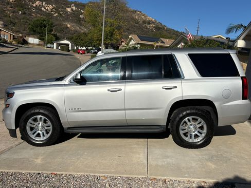 Used 2017 Chevrolet Tahoe LS image 8