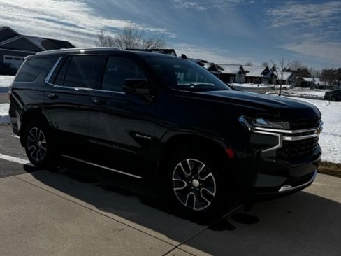 Used 2023 Chevrolet Tahoe LS image 9