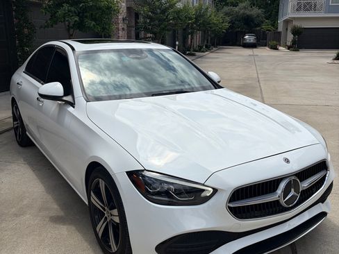 Used 2022 Mercedes-Benz C 300 Sedan image 2