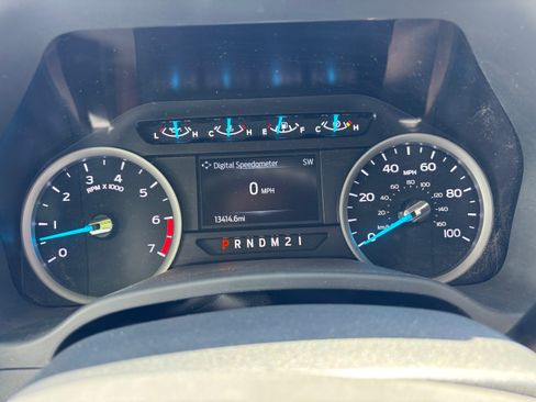 Used 2022 Ford F250 XL w/ Power Equipment Group AWD/4WD image 17