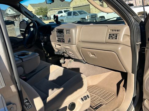 Used 2003 Ford F350 XL image 12