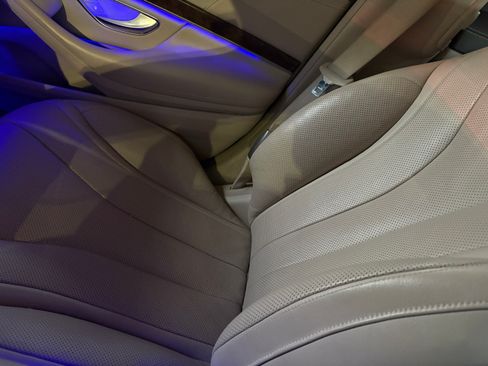 Used 2015 Mercedes-Benz S 550 4MATIC Sedan image 10