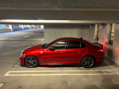 Used 2022 Alfa Romeo Giulia Quadrifoglio w/ Active Assist Plus Package image 24