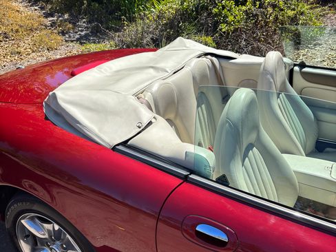Used 1998 Jaguar XK8 Convertible RWD image 8