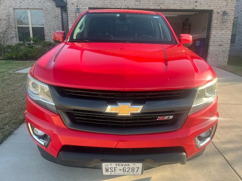 Used 2017 Chevrolet Colorado Z71 image 4