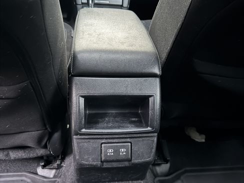 Used 2019 Subaru Outback 2.5i Premium AWD/4WD image 17