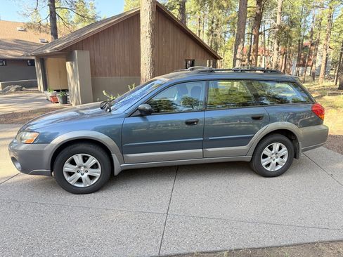 Used 2005 Subaru Outback 2.5i AWD/4WD image 1