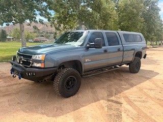 Used 2006 Chevrolet Silverado 3500 LT w/ Heavy-Duty Power Package AWD/4WD image 11