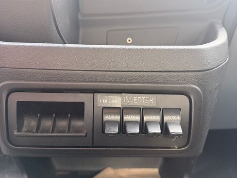 Used 2018 Ford Transit 150 Low Roof w/60/40 Side Door w/R image 17