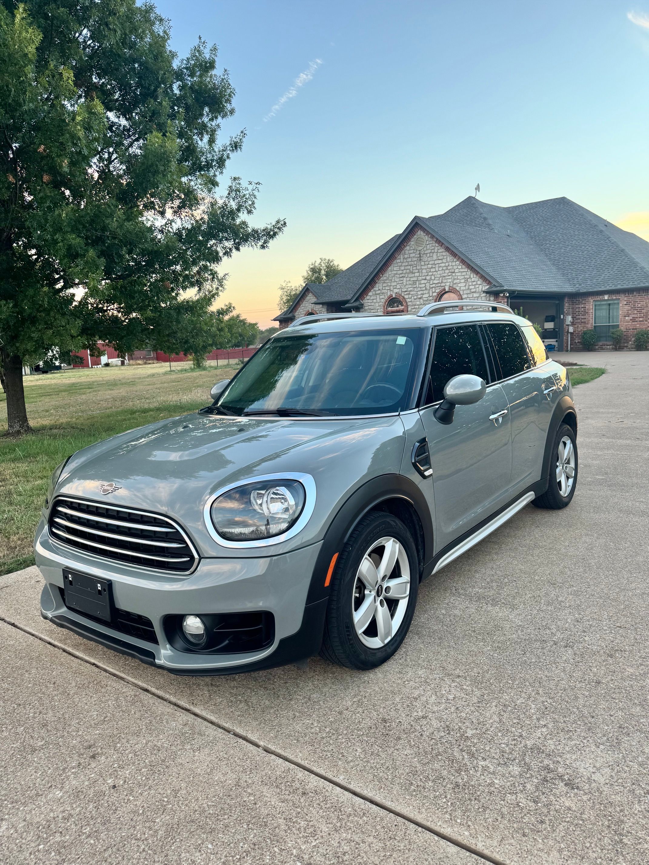 Used 2019 MINI Cooper Countryman FWD image 8