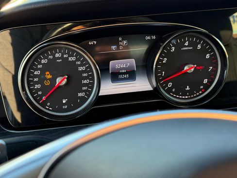 Used 2018 Mercedes-Benz E 400 Coupe image 12