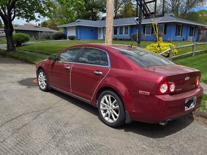 Used 2009 Chevrolet Malibu LTZ w/ HFV6 Engine Package