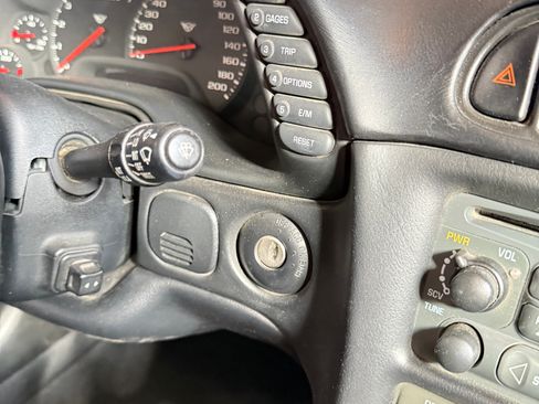 Used 1999 Chevrolet Corvette Convertible w/ Memory Pkg image 17