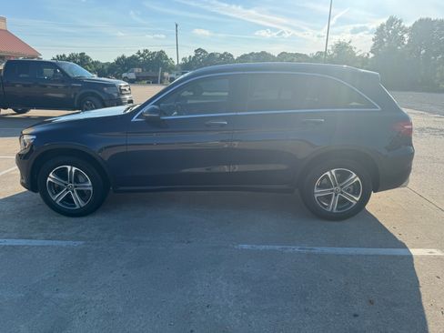 Used 2019 Mercedes-Benz GLC 300 image 5
