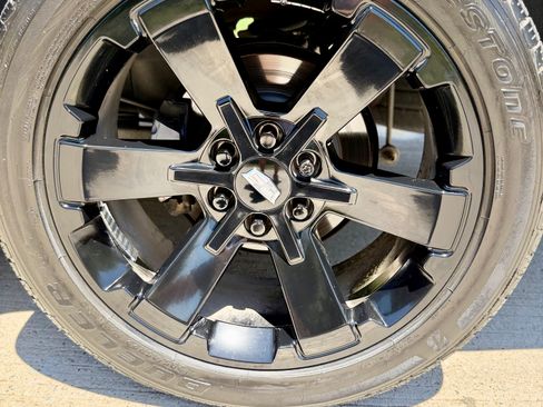 Used 2018 Cadillac Escalade ESV Luxury AWD/4WD image 20