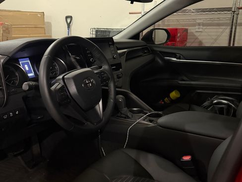 Used 2023 Toyota Camry SE w/ Cold Weather Package image 6