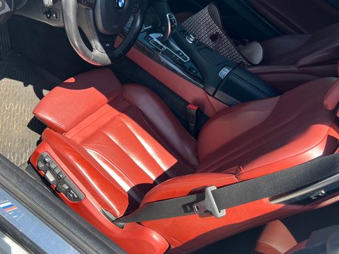 Used 2012 BMW 650i xDrive Convertible image 10