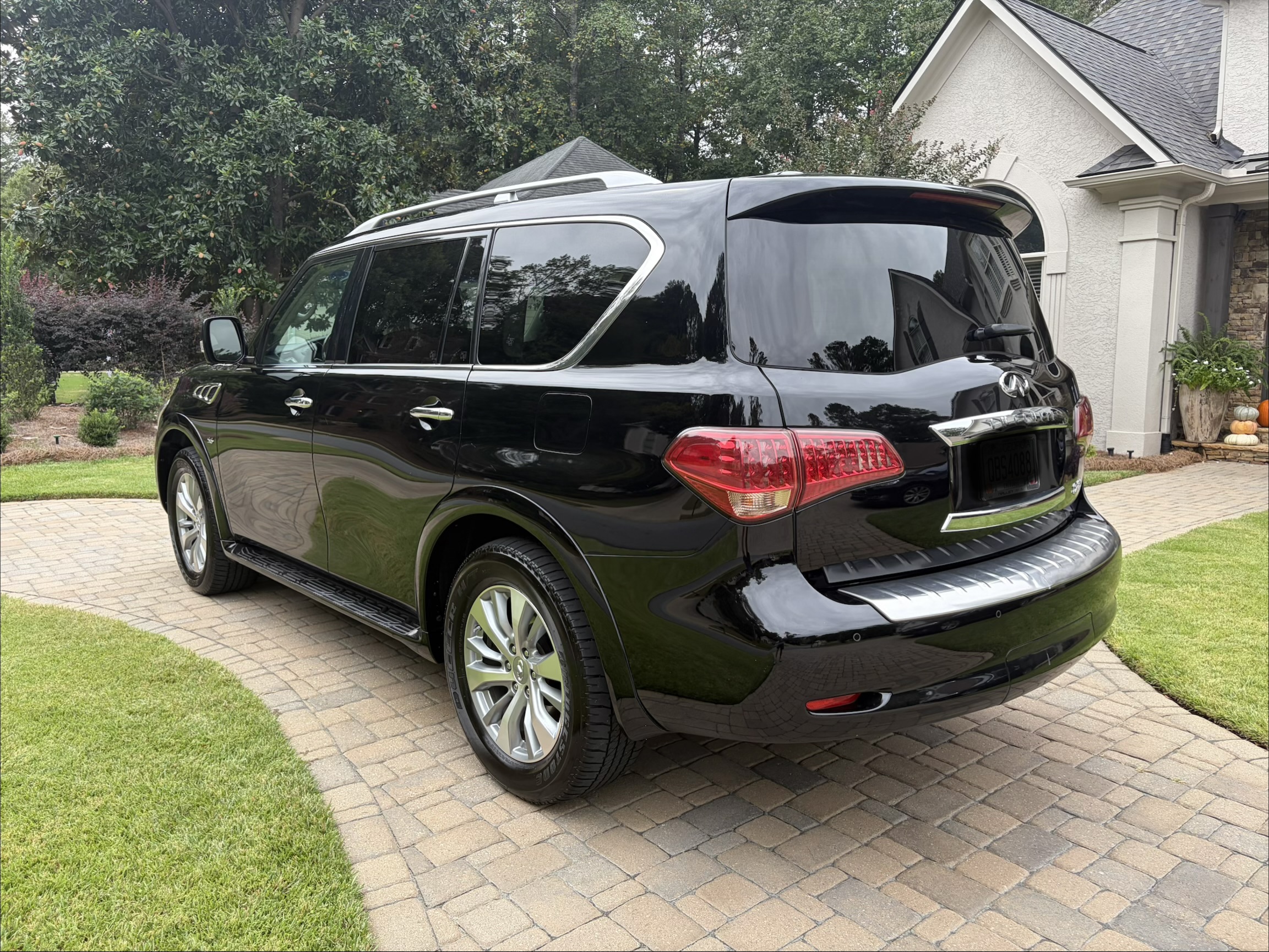 Used 2016 INFINITI QX80 2WD image 5